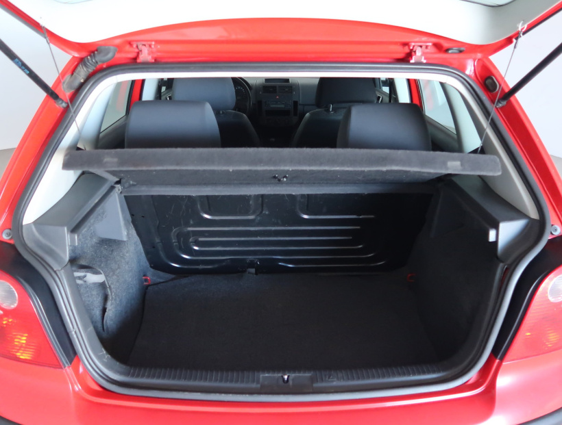 Volkswagen Polo, 2003