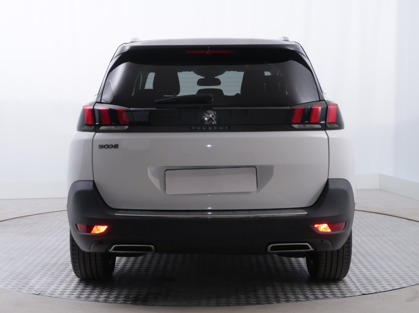 Peugeot 5008, 2019