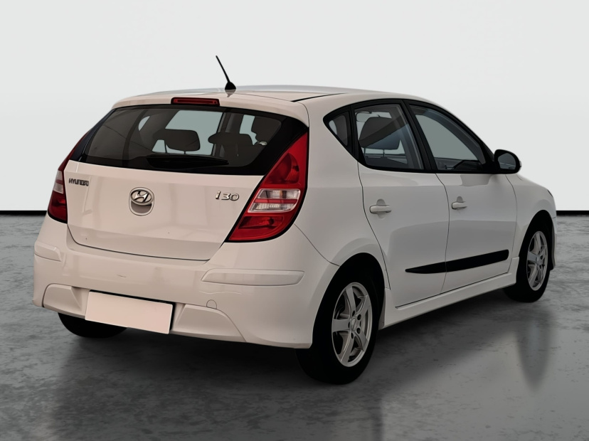 Hyundai i30, 2011