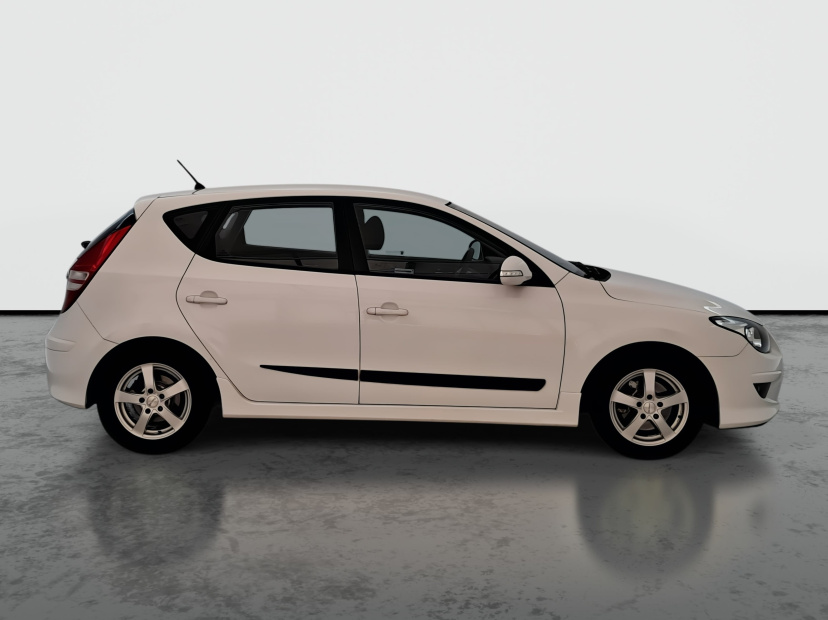 Hyundai i30, 2011