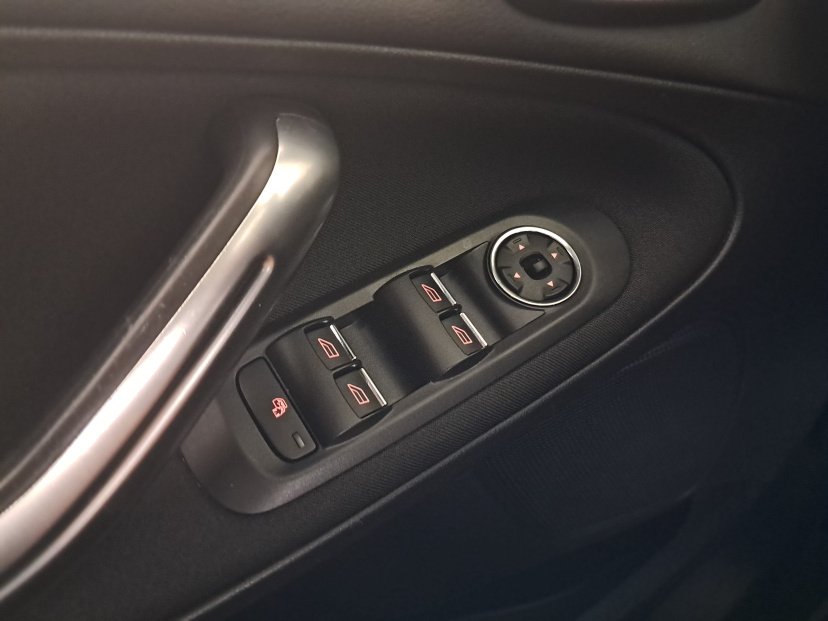 Ford S-Max, 2011