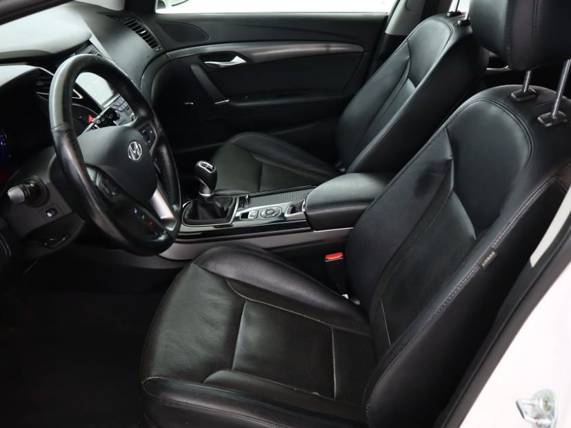 Hyundai i40, 2016