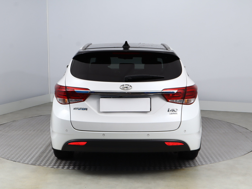 Hyundai i40, 2016