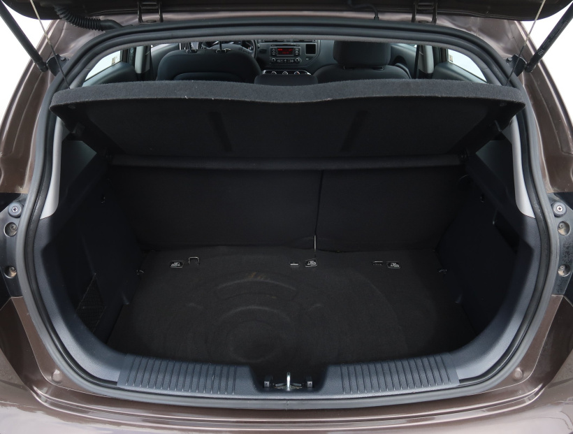 Kia Rio, 2012