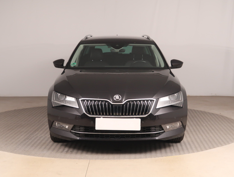 Škoda Superb, 2016