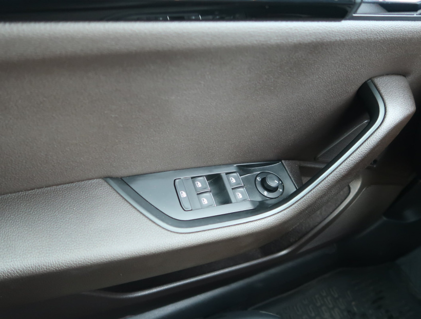 Škoda Superb, 2016