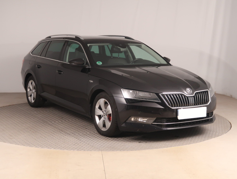 Škoda Superb, 2016