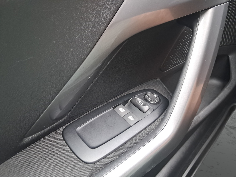 Peugeot 2008, 2019