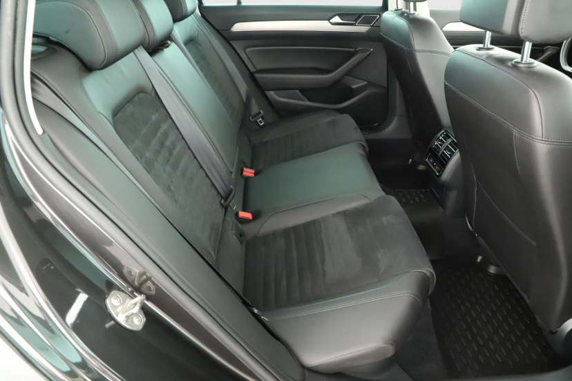 Volkswagen Passat, 2018