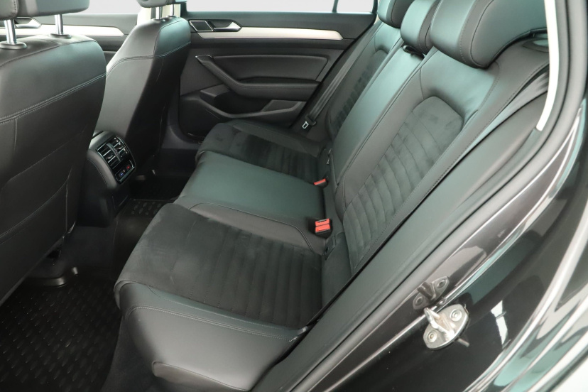 Volkswagen Passat, 2018