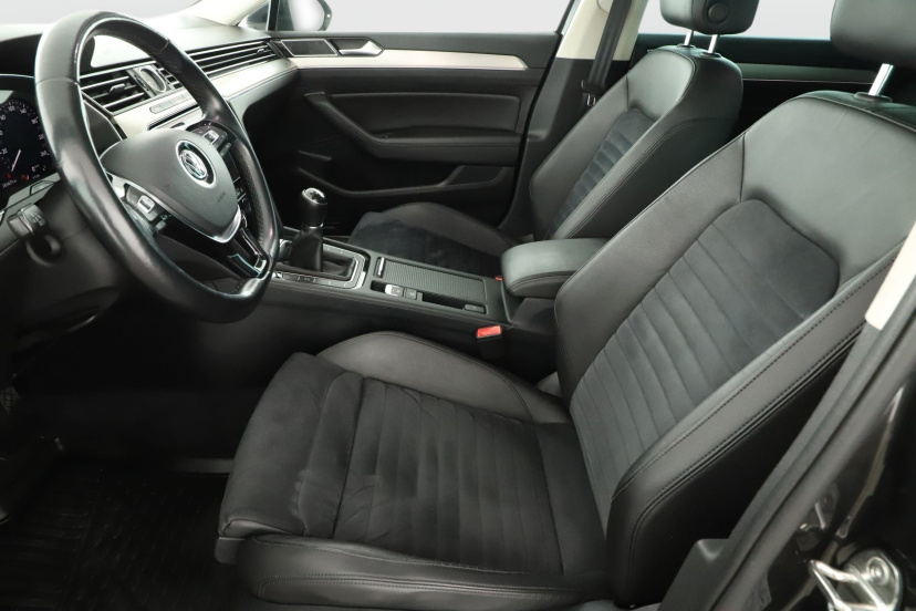 Volkswagen Passat, 2018