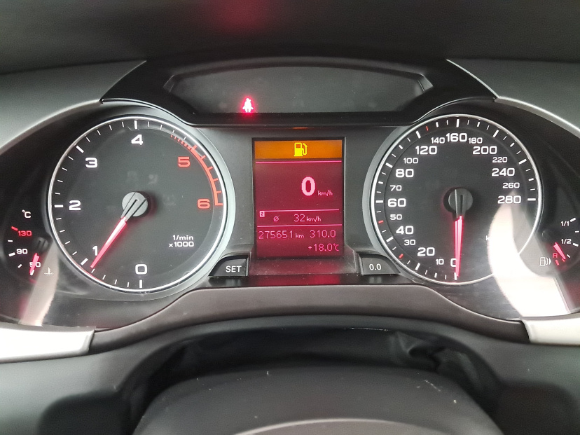 Audi A4, 2011