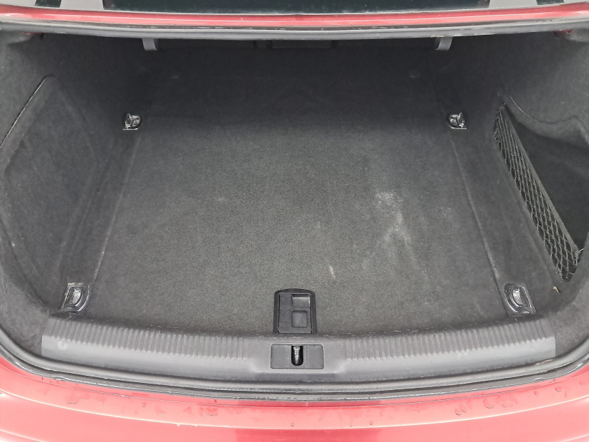 Audi A4, 2011