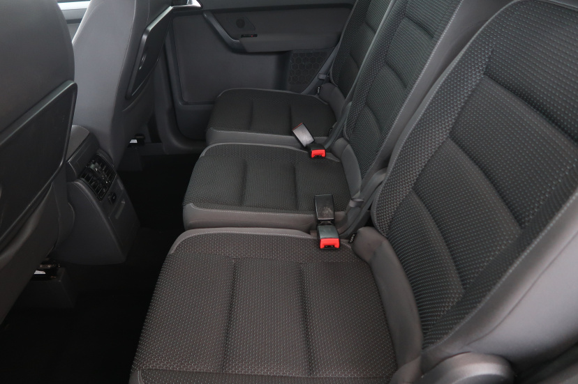 Volkswagen Touran, 2012