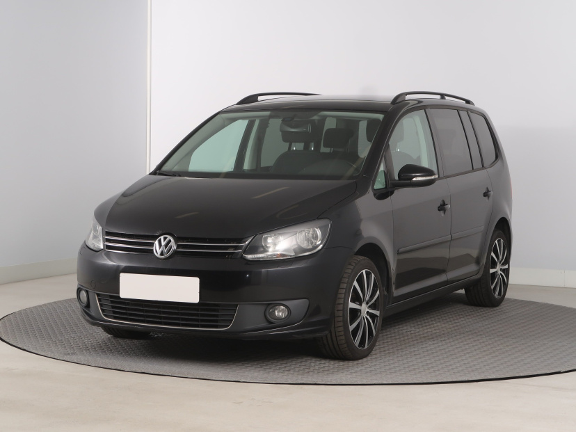 Volkswagen Touran, 2012