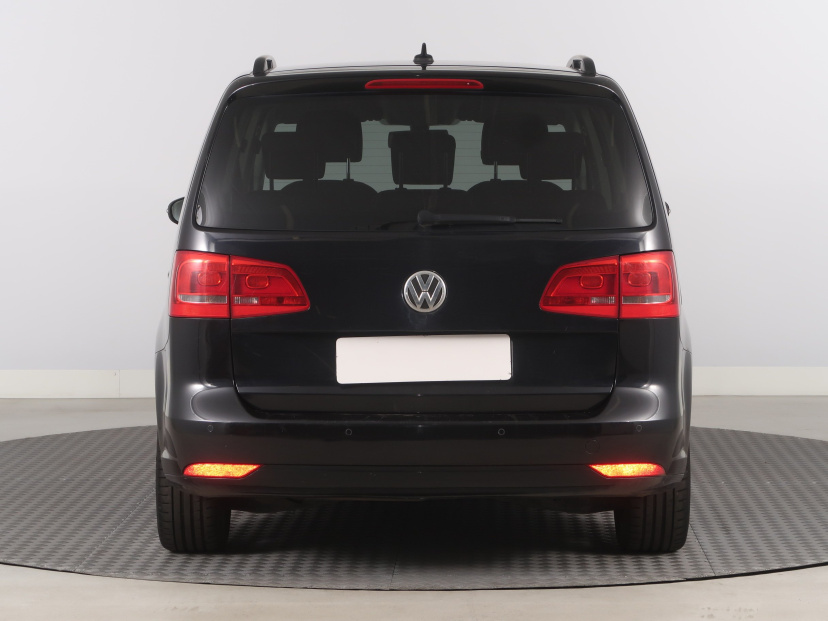 Volkswagen Touran, 2012