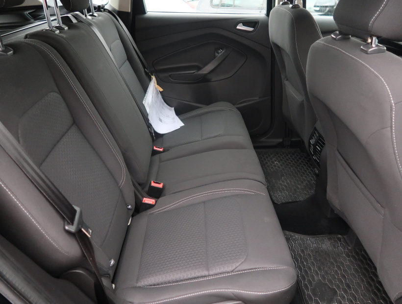 Ford Kuga, 2018