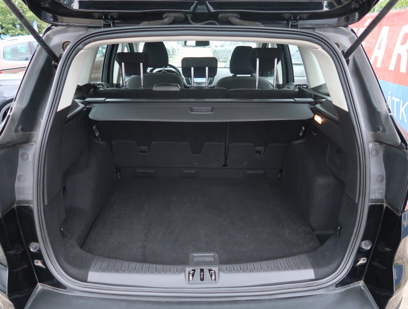 Ford Kuga, 2018