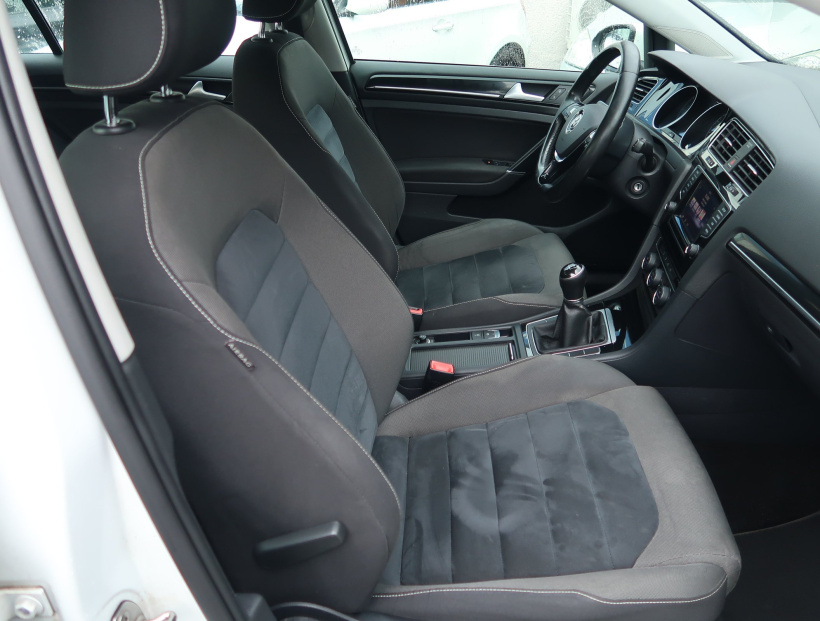 Volkswagen Golf, 2014