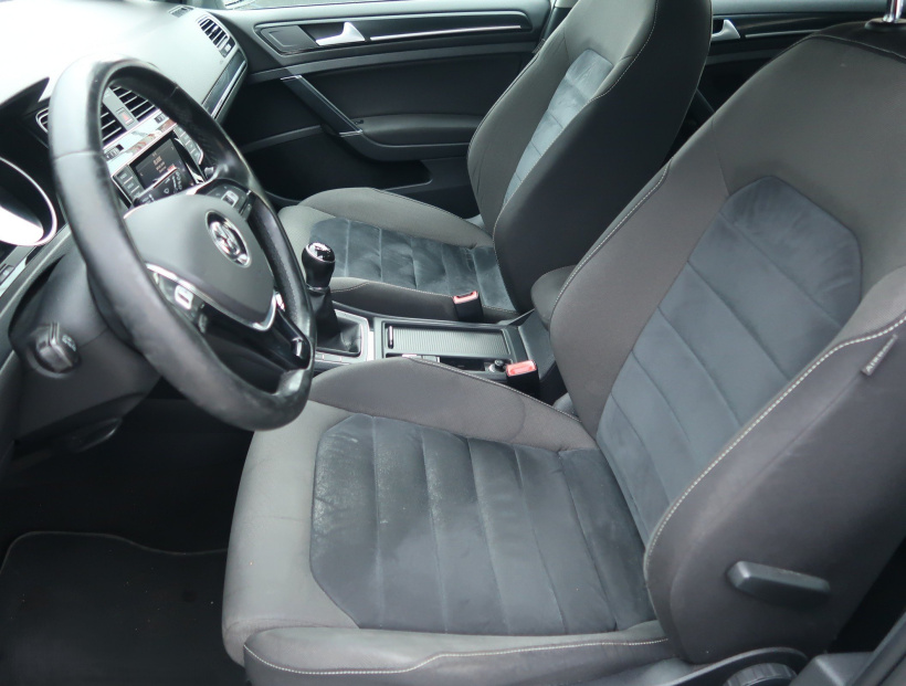 Volkswagen Golf, 2014