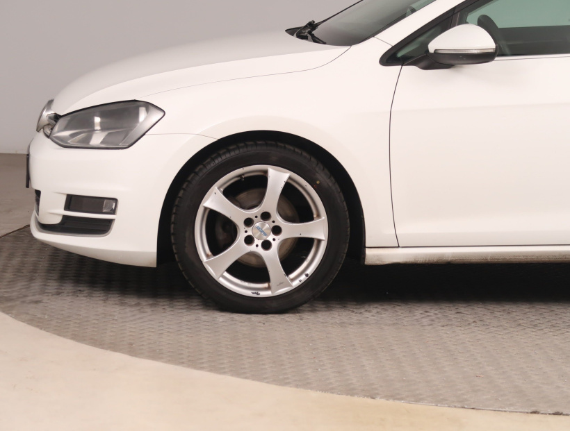 Volkswagen Golf, 2014