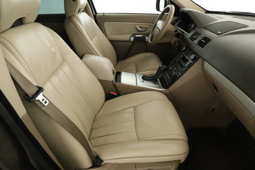 Volvo XC90, 2010