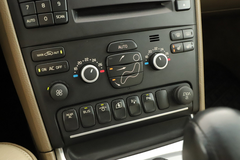 Volvo XC90, 2010