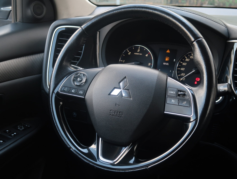 Mitsubishi Outlander, 2016