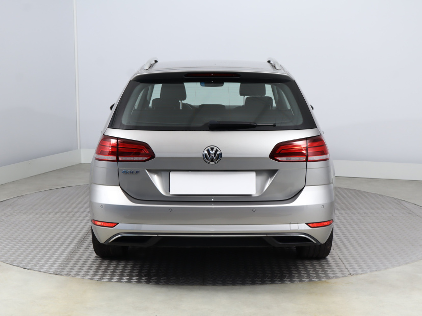 Volkswagen Golf, 2018