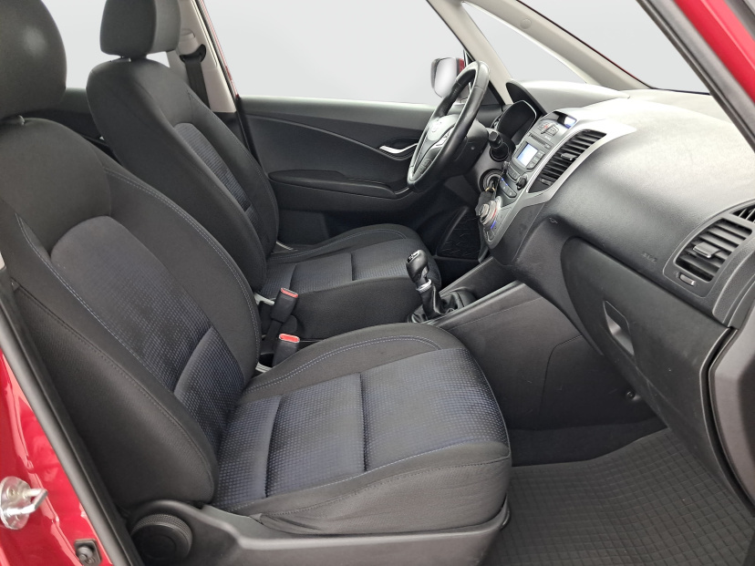 Hyundai ix20, 2012