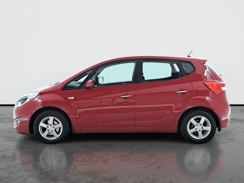 Hyundai ix20, 2012