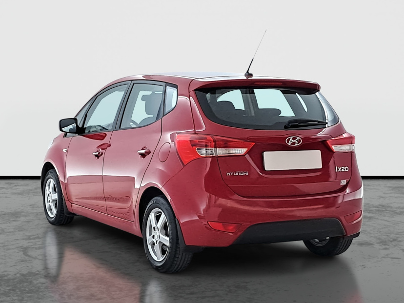 Hyundai ix20, 2012