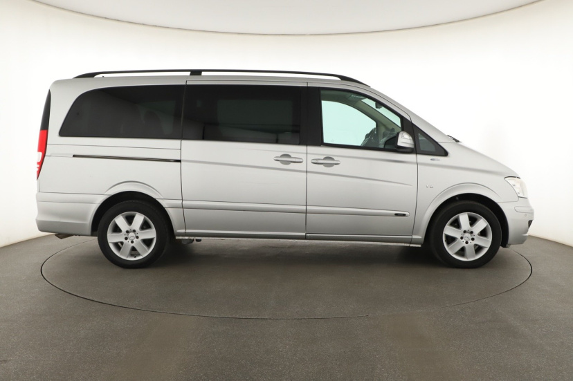 Mercedes-Benz Viano, 2010