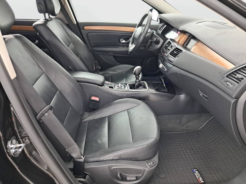Renault Laguna, 2008
