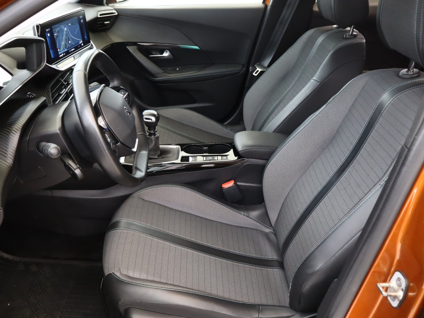 Peugeot 2008, 2021