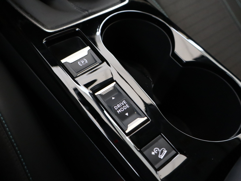 Peugeot 2008, 2021
