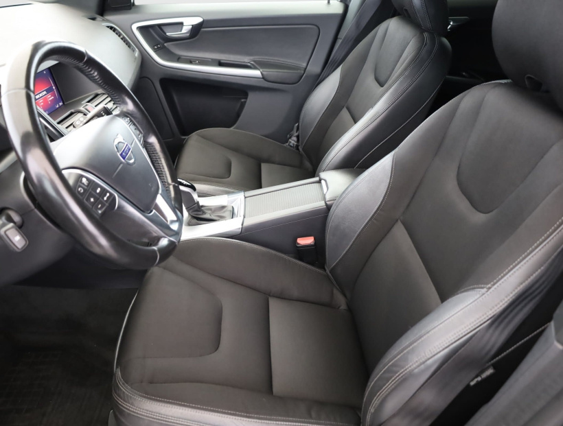 Volvo XC60, 2014
