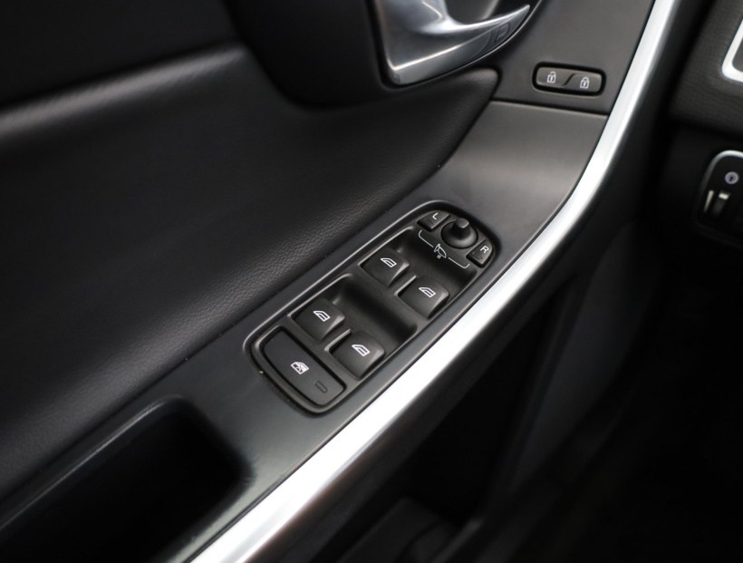 Volvo XC60, 2014