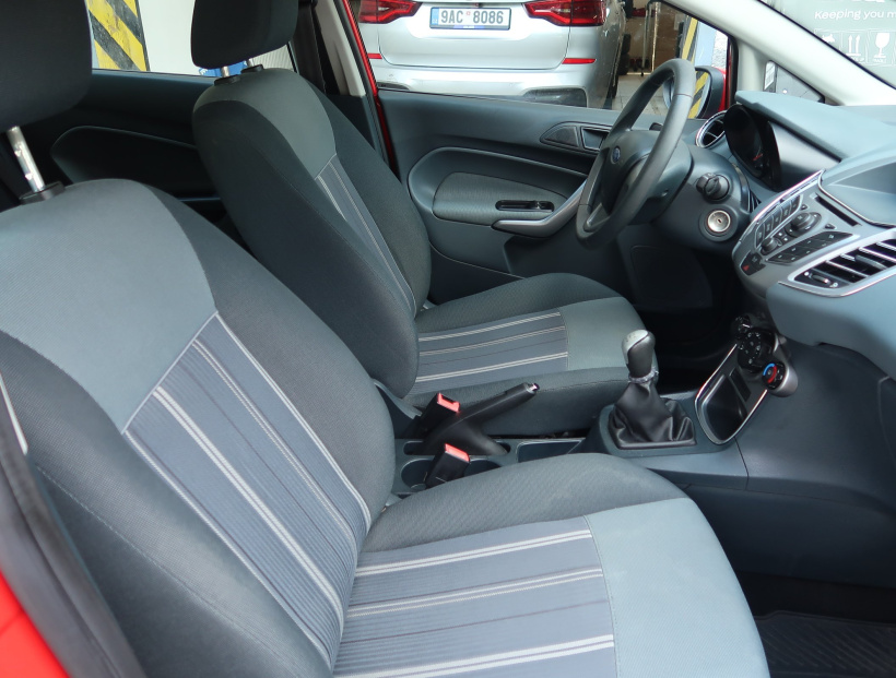 Ford Fiesta, 2010