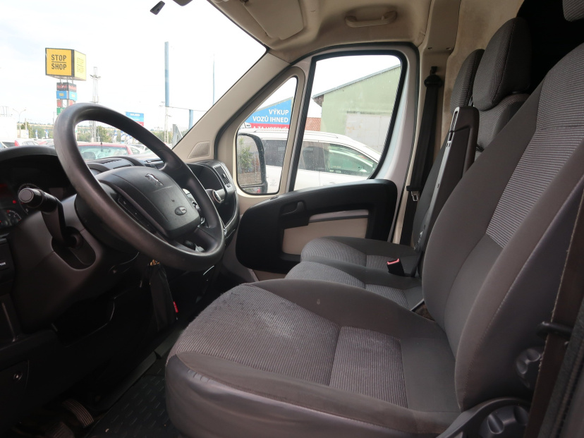 Peugeot Boxer, 2012