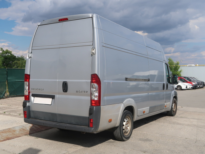 Peugeot Boxer, 2012