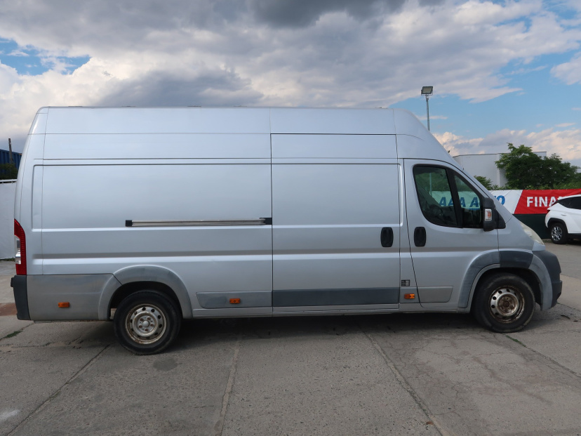Peugeot Boxer, 2012