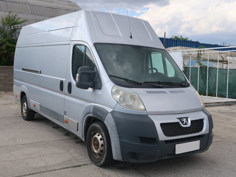 Peugeot Boxer, 2012