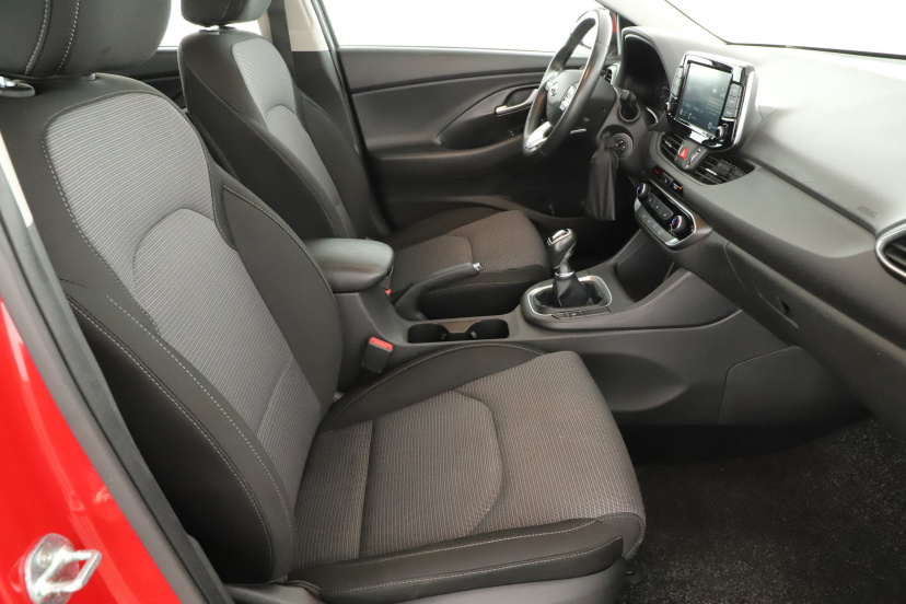 Hyundai i30, 2021