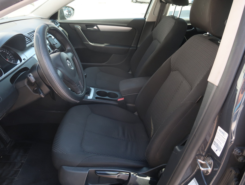 Volkswagen Passat, 2012
