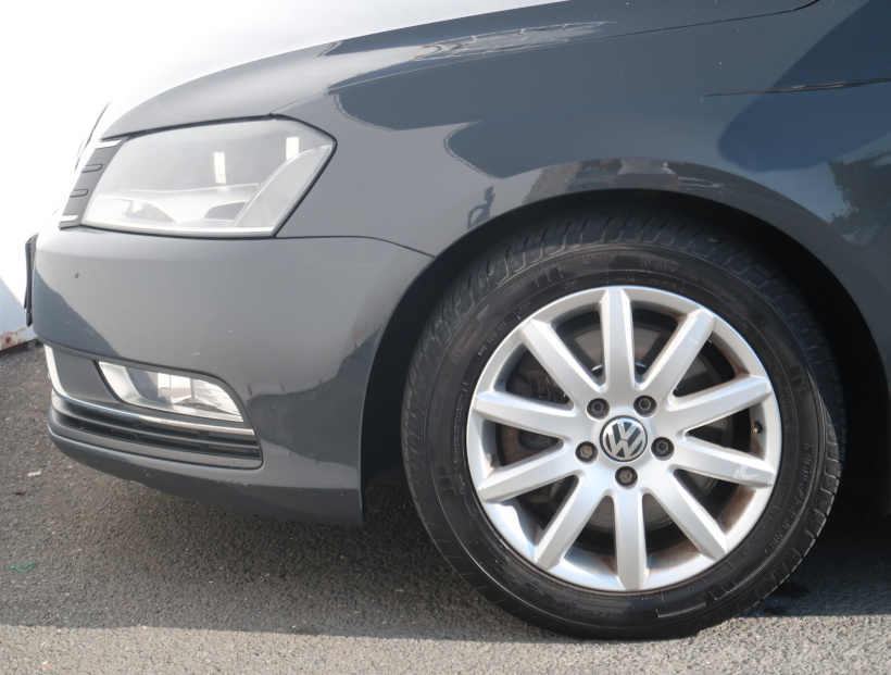Volkswagen Passat, 2012