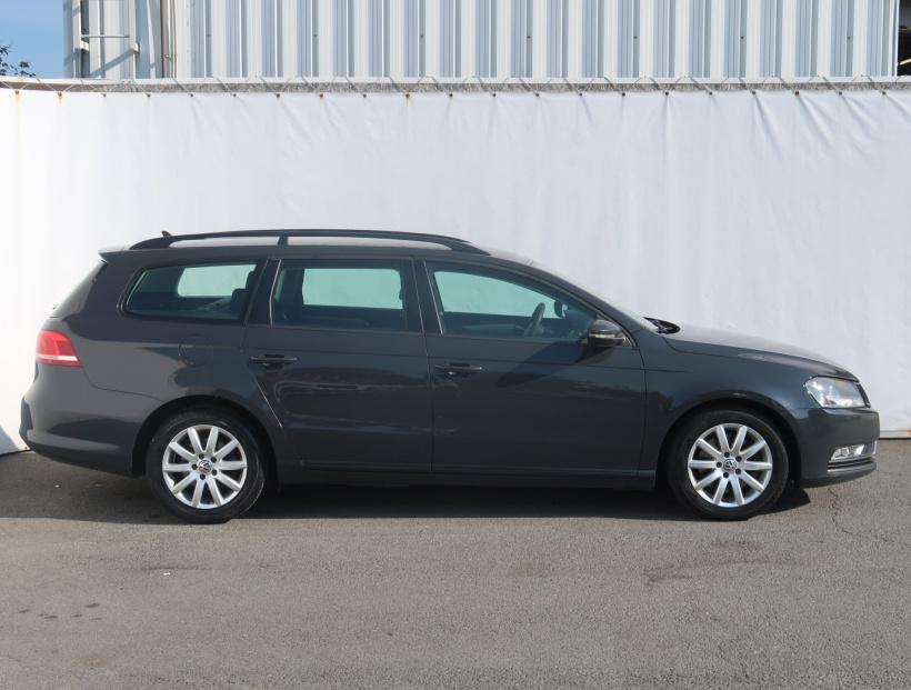 Volkswagen Passat, 2012