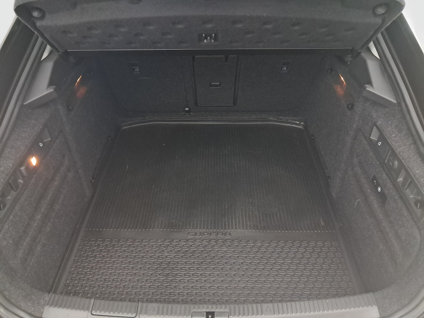 Škoda Superb, 2016