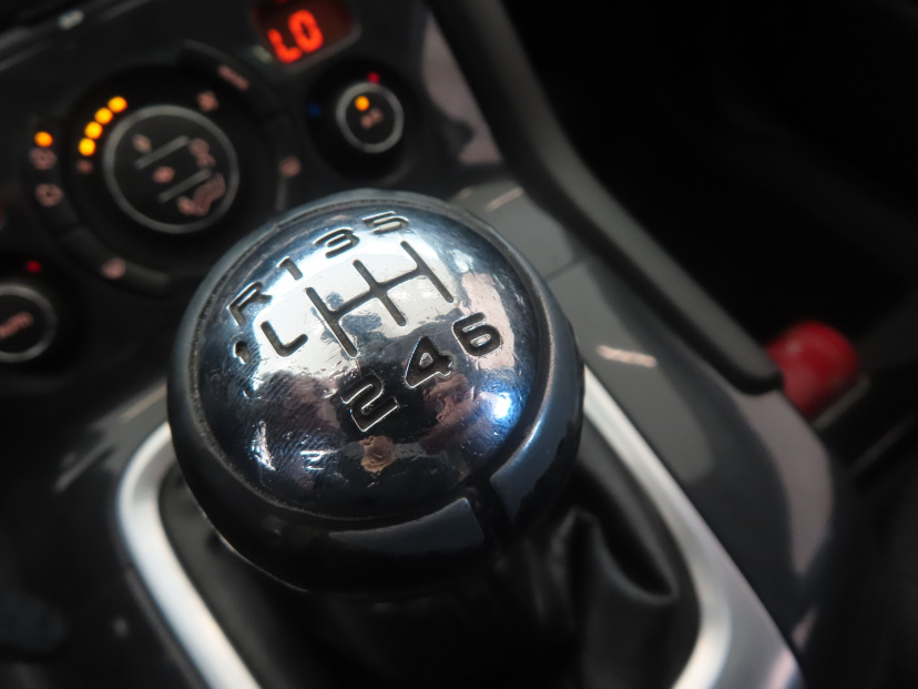 Peugeot 5008, 2011