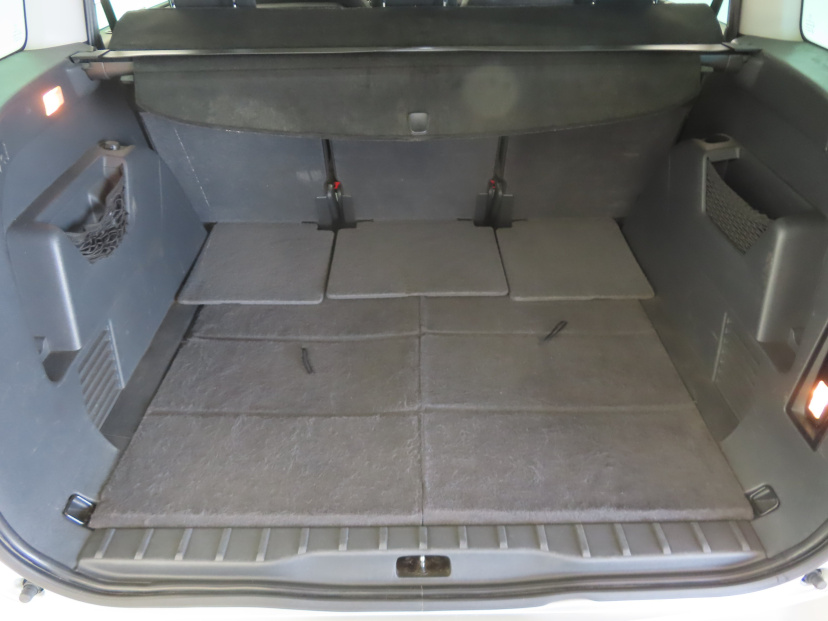 Peugeot 5008, 2011